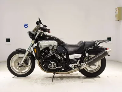 Yamaha V-MAX  с аукциона в Японии