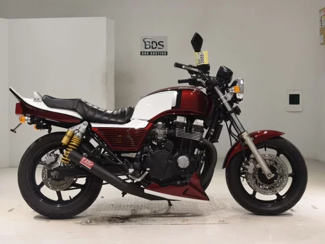 Honda CB750 лот № 2888 оценка 4  с аукциона в Японии