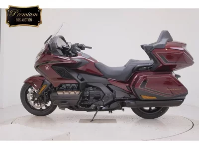Honda GL1800 TOUR D  с аукциона в Японии