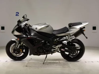 Yamaha YZF-R1  с аукциона в Японии