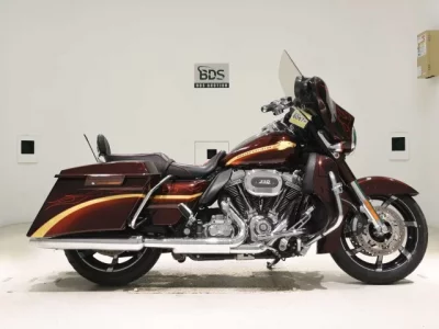 Harley-Davidson HARLEY FLHXSE1800CVO  с аукциона в Японии