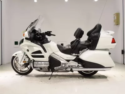 Honda GL1800 AIRBAG NAVIGATION  с аукциона в Японии