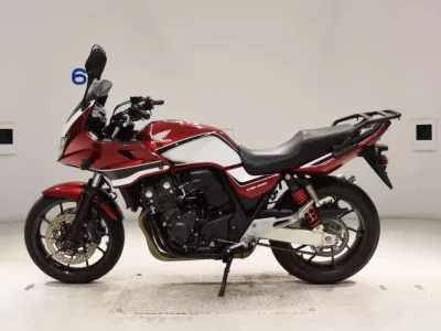 Honda CB400SFV-4 BOLDORABS  с аукциона в Японии