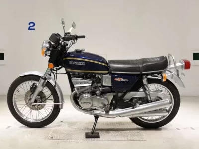 Suzuki GT380  с аукциона в Японии