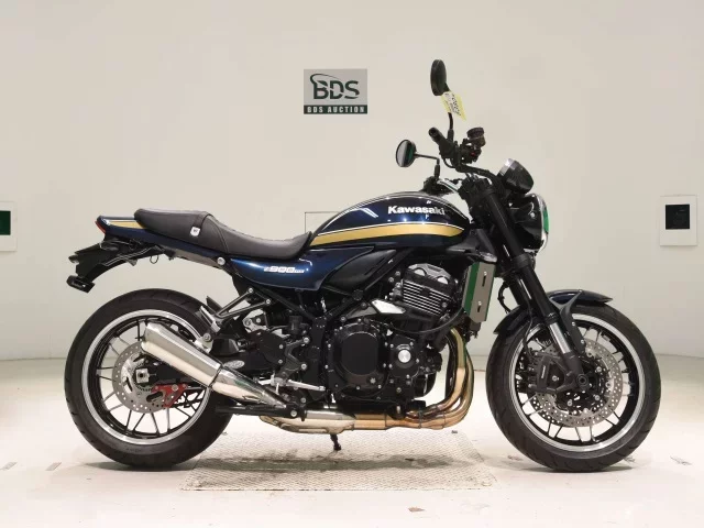 Kawasaki Z900RS лот № 5380 оценка 5  с аукциона в Японии