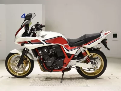 Honda CB400SFV-4 BOLDOR  с аукциона в Японии
