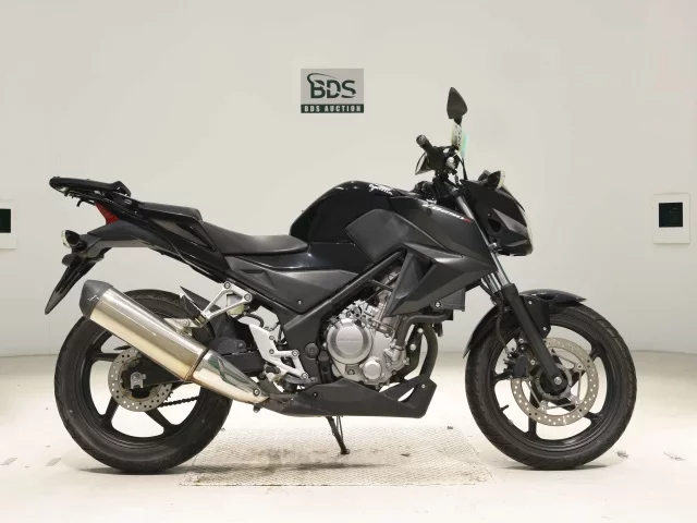 Honda CB250 лот № 8052 оценка 4  с аукциона в Японии