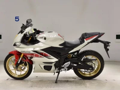 Yamaha YZF-R25A  с аукциона в Японии