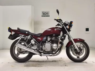 Kawasaki ZEPHYR750  с аукциона в Японии