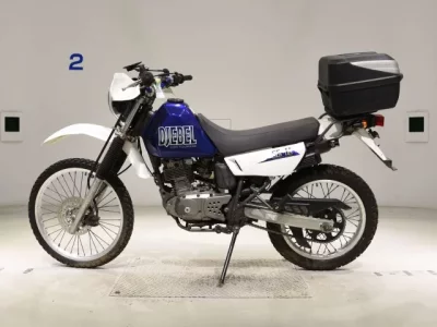 Suzuki DJEBEL200  с аукциона в Японии