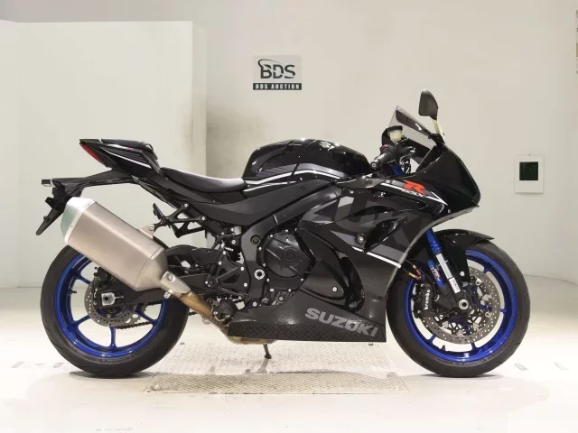 Suzuki GSX-R1000RA лот № 5029 оценка 5  с аукциона в Японии