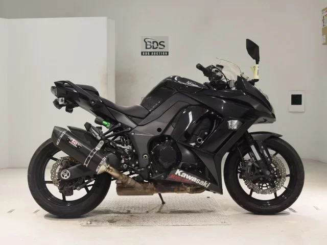 Kawasaki NINJA1000 лот № 0222 оценка 4  с аукциона в Японии