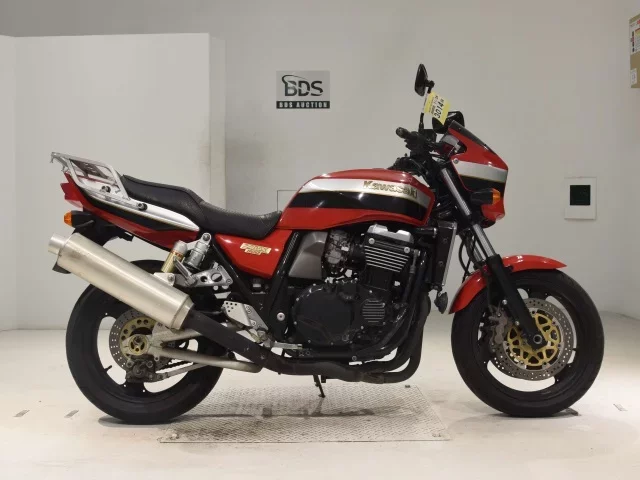 Kawasaki ZRX1100 лот № 3014 оценка 4  с аукциона в Японии