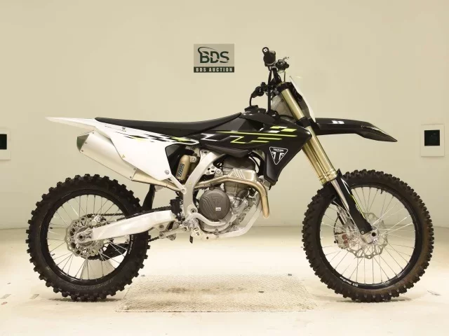 Triumph  TF250X лот № 0547 оценка 8  с аукциона в Японии
