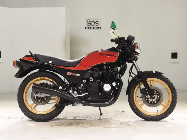 Kawasaki GPZ400F лот № 2866 оценка 4  с аукциона в Японии