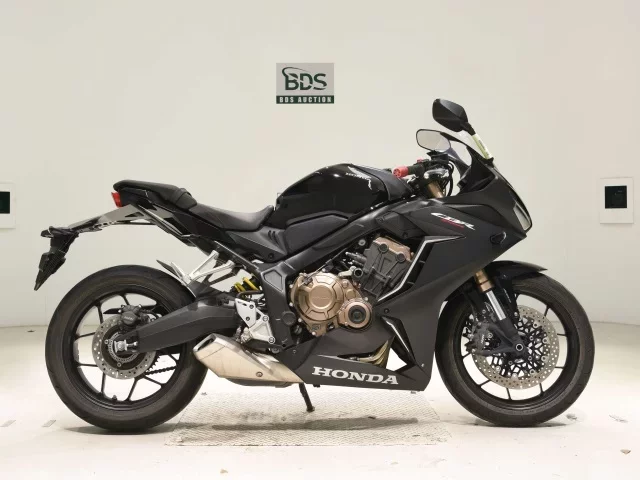 Honda CBR650R лот № 7733 оценка 5  с аукциона в Японии