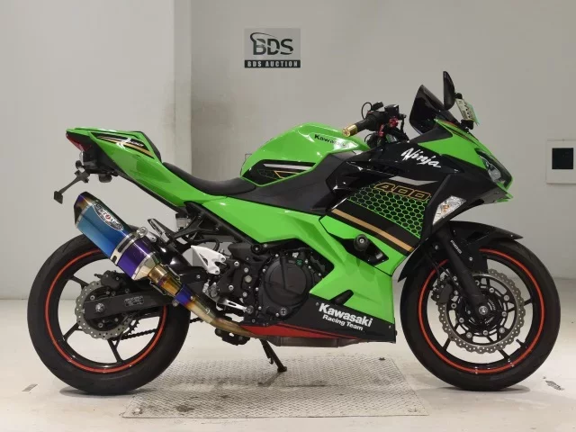 Kawasaki NINJA400-2 лот № 0224 оценка 4  с аукциона в Японии