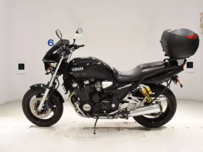 Yamaha XJR1300  с аукциона в Японии