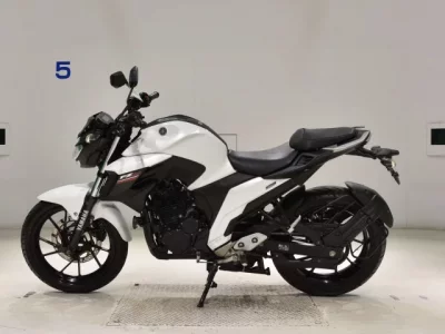 Yamaha FZ25  с аукциона в Японии