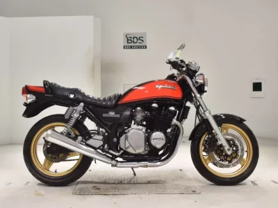 Kawasaki ZEPHYR750  с аукциона в Японии