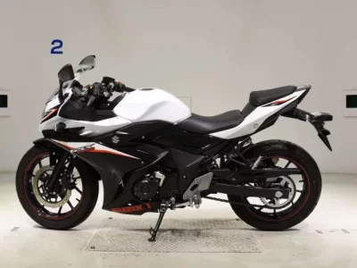 Suzuki GSX250RA  с аукциона в Японии