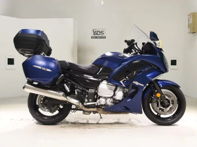 Yamaha FJR1300A лот № 0476 оценка 5  с аукциона в Японии