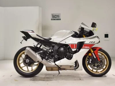 Yamaha YZF-R1  с аукциона в Японии