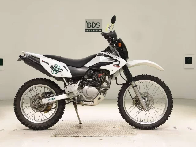 Honda XR230 лот № 5455 оценка 4  с аукциона в Японии