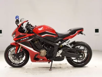 Honda CBR650R лот № 0212 оценка 5  с аукциона в Японии 2