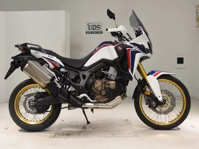 Honda CFR1000 AfricaTwin лот № 0428 оценка 5  с аукциона в Японии