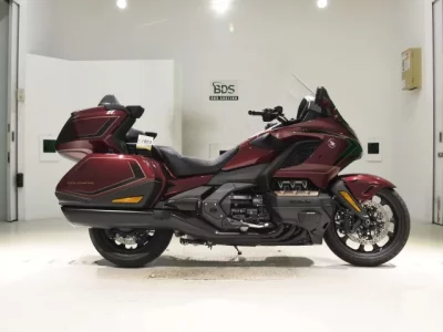Honda GL1800 TOUR D  с аукциона в Японии