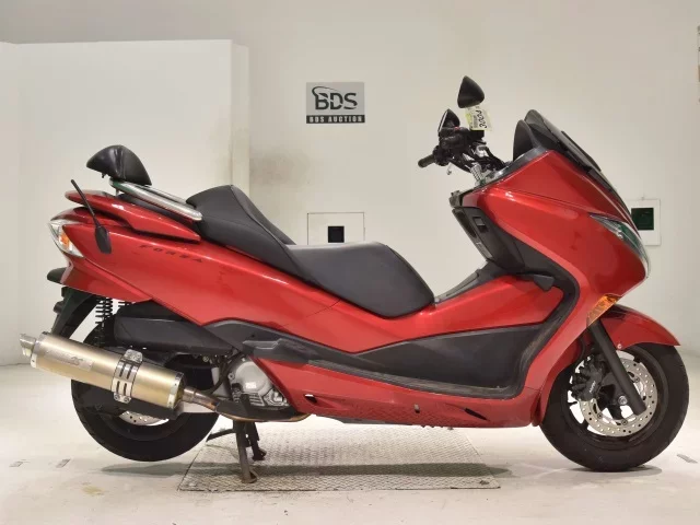 Honda FORZA Z лот № 3004 оценка 4  с аукциона в Японии