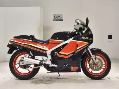 Suzuki RG400  с аукциона в Японии