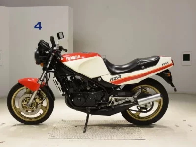 Yamaha RZ250R  с аукциона в Японии