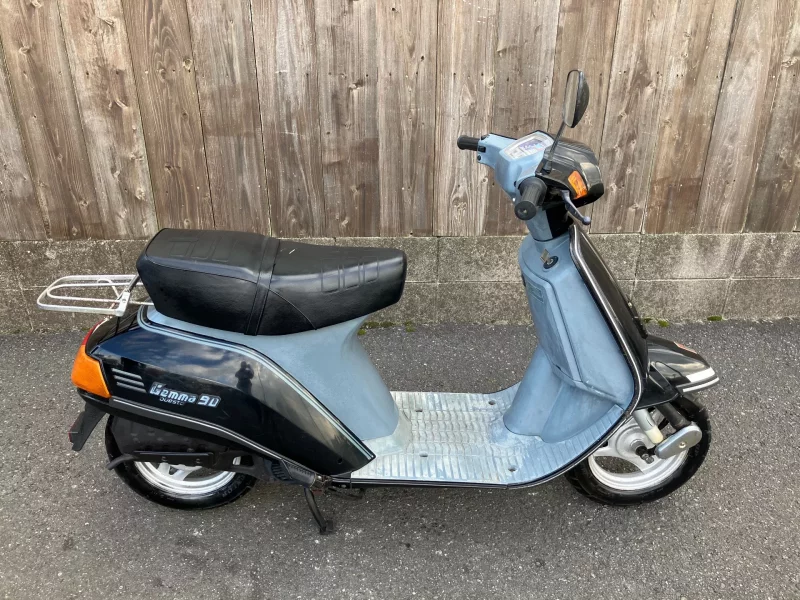 Suzuki GEMMA90