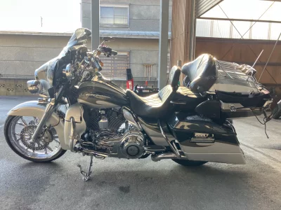 Harley-Davidson HARLEY FLHTCUSE1800CVO