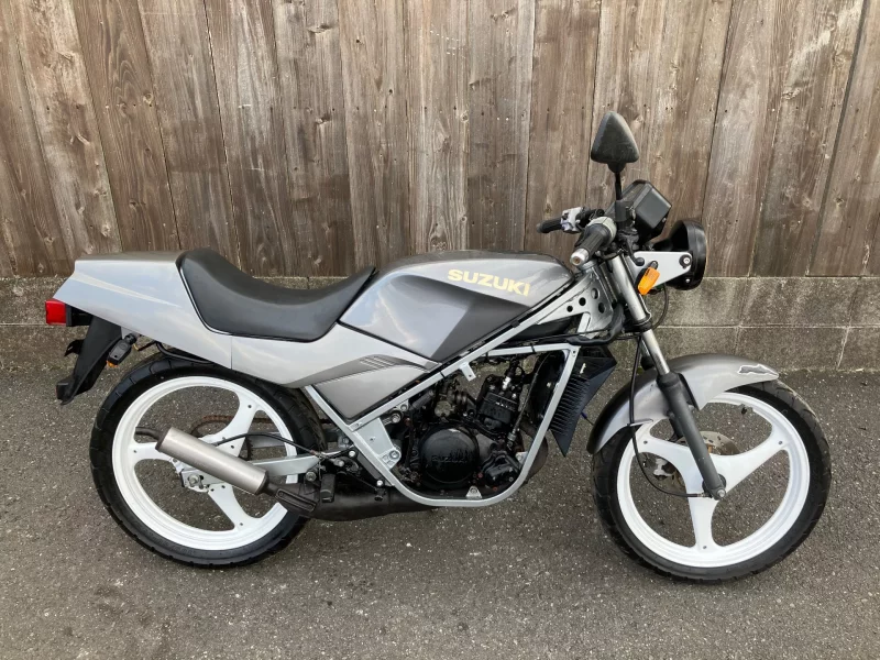 Suzuki RG50