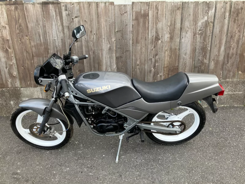 Suzuki RG50