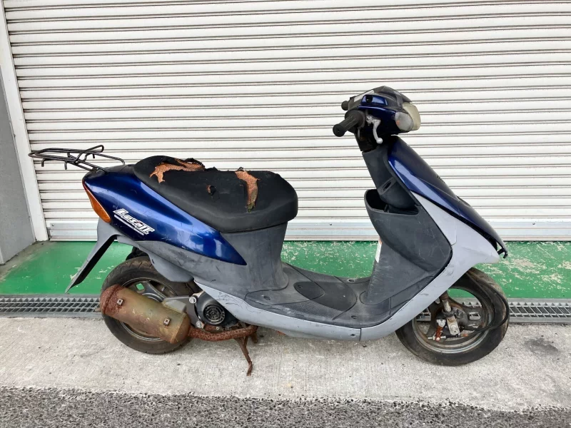 Suzuki LET S2