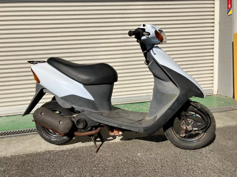 Suzuki LET S2