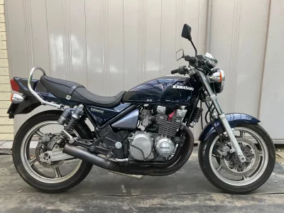 Kawasaki ZEPHYR400
