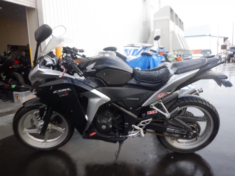 Honda CBR250R ABS