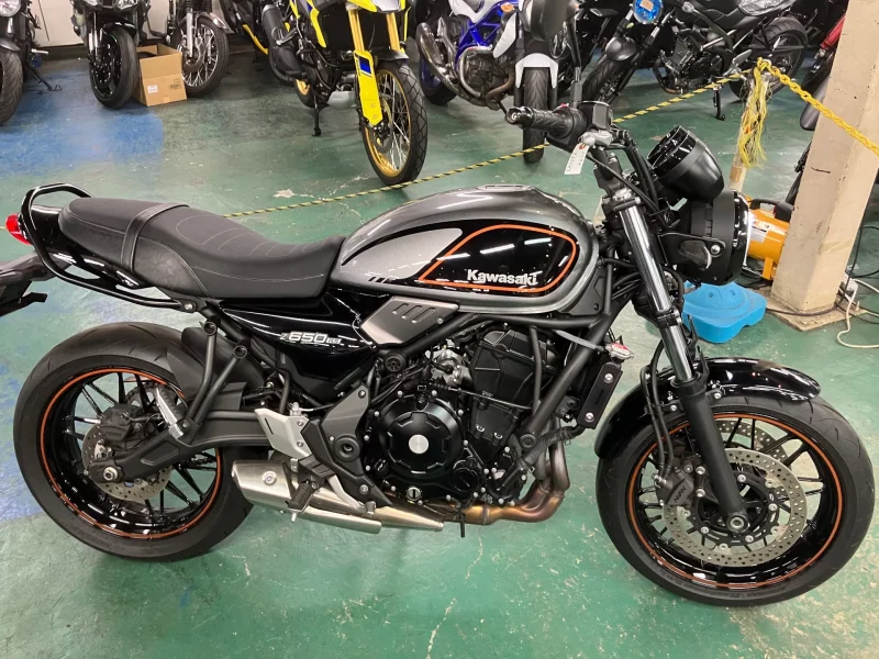 Kawasaki Z650RS