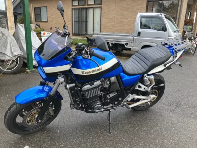 Kawasaki ZRX1100