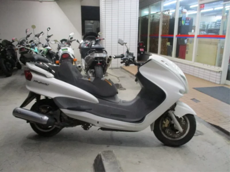 Yamaha MAJESTY 250C