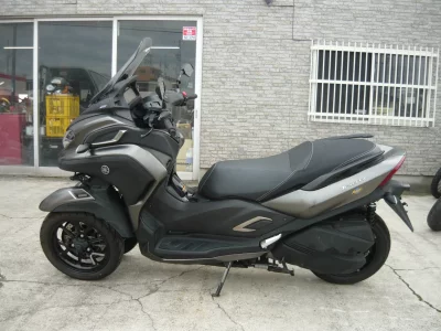 Yamaha TORI CITY 300 ABS лот № 02074 оценка 4  с аукциона в Японии 2