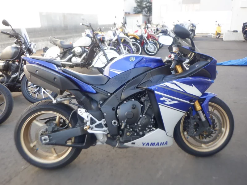 Yamaha YZF-R1