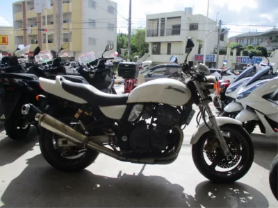Suzuki INAZUMA 400