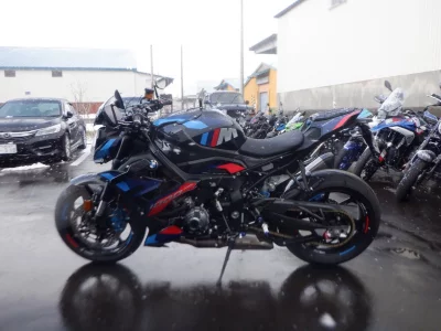 BMW BMW M1000R