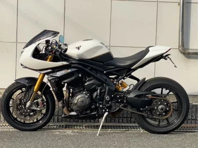 Triumph TRIUMPH SPEED TRIPLE 1200RR  с аукциона в Японии